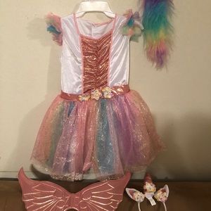 Girl’s costume